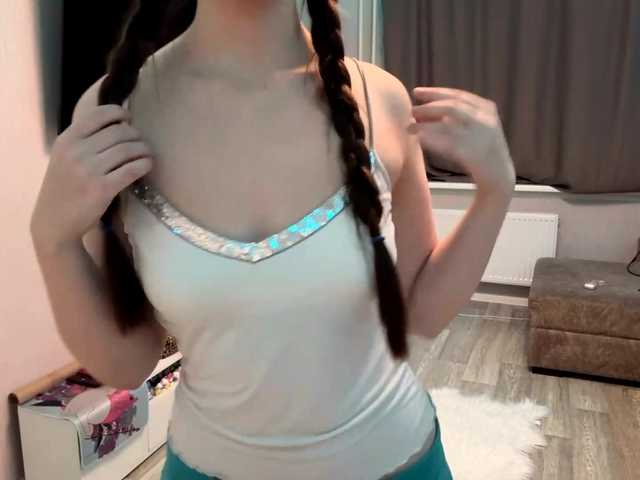 KeilaFodor live cam on BongaCams