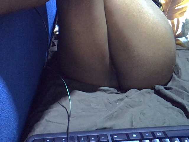 hot-mellissa live cam on BongaCams