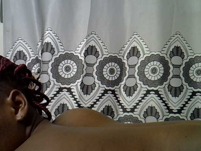 hot-mellissa live cam on BongaCams
