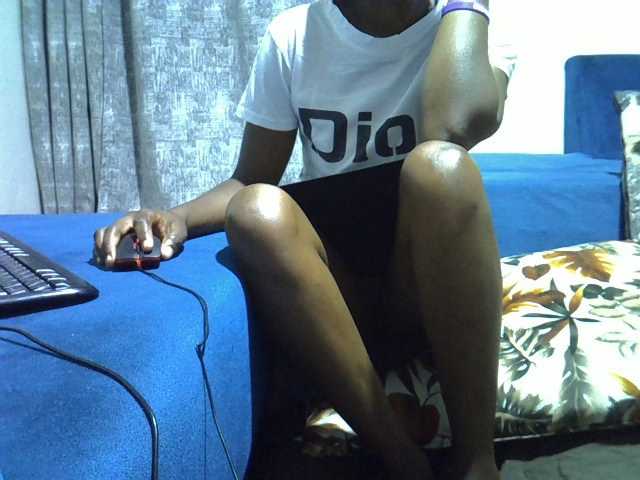 hot-mellissa live cam on BongaCams