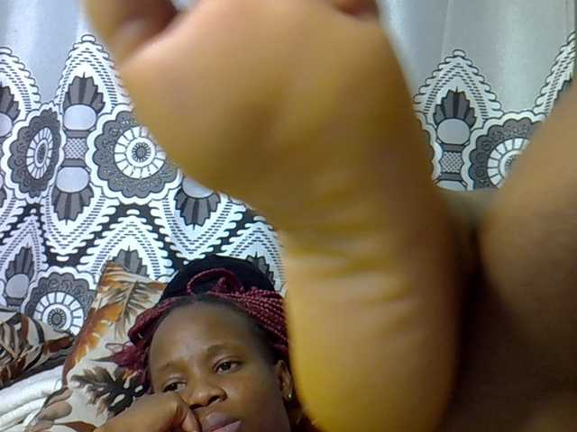 hot-mellissa live cam on BongaCams