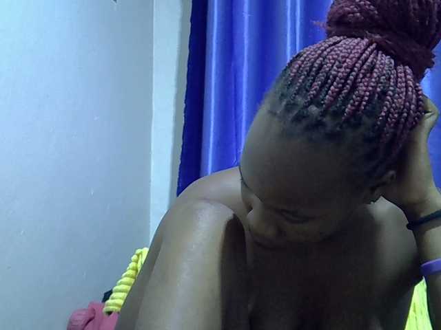 hot-mellissa live cam on BongaCams