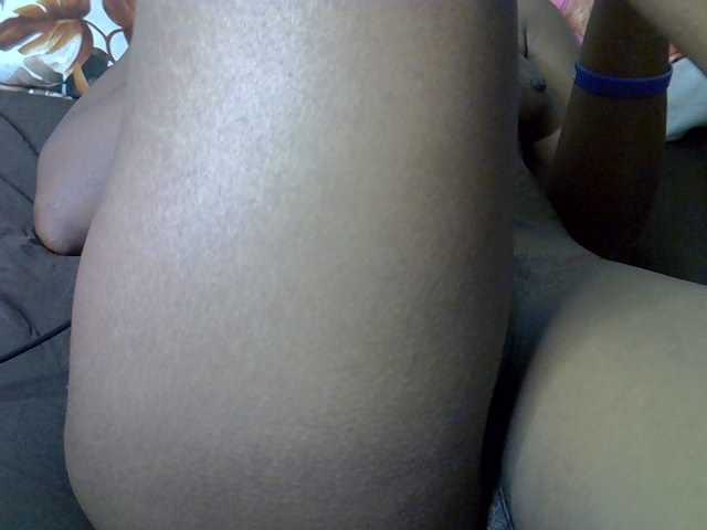 hot-mellissa live cam on BongaCams