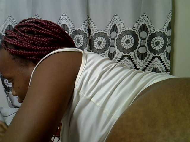 hot-mellissa live cam on BongaCams