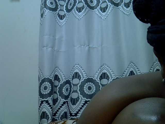 hot-mellissa live cam on BongaCams