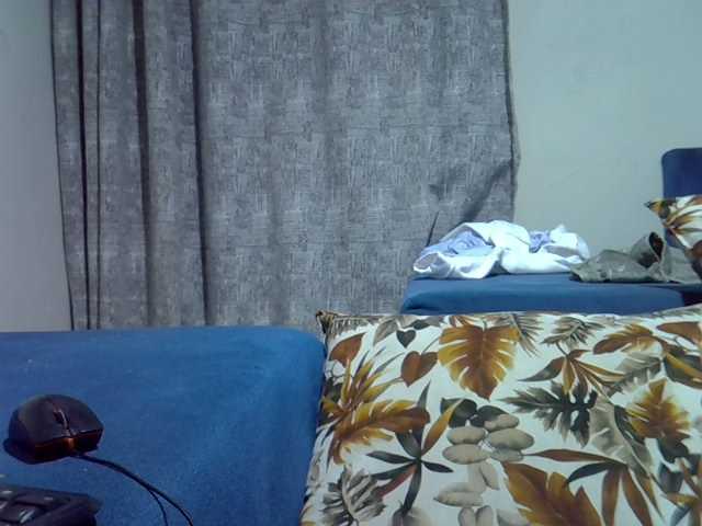 hot-mellissa live cam on BongaCams