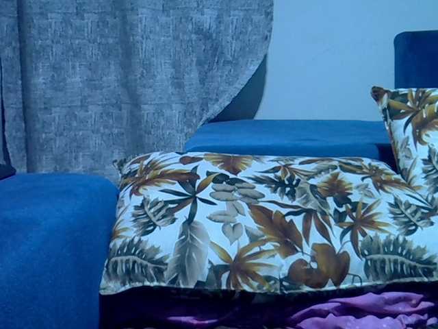 hot-mellissa live cam on BongaCams