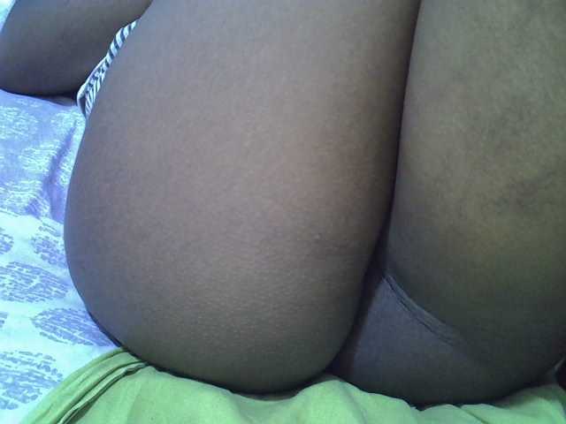 hot-mellissa live cam on BongaCams