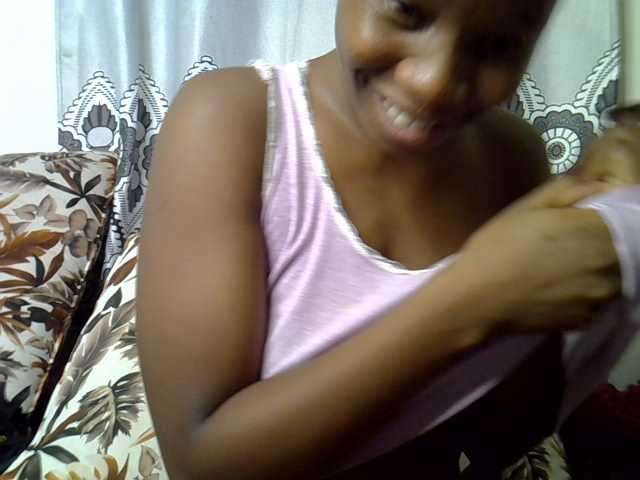 hot-mellissa live cam preview