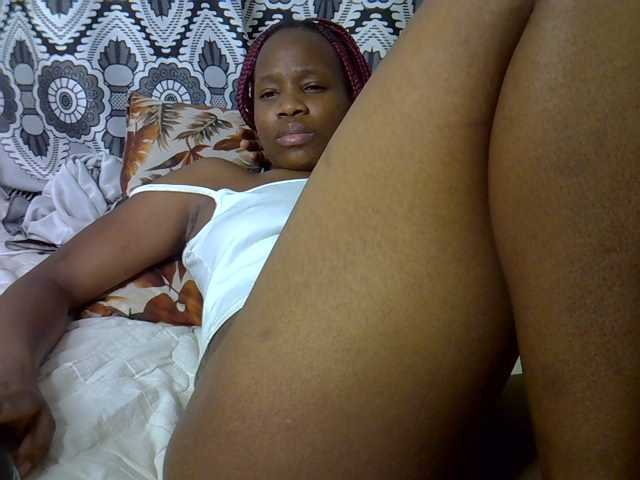 hot-mellissa live cam on BongaCams