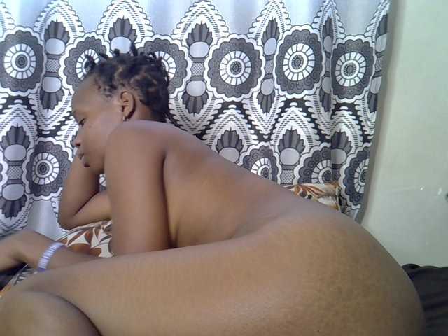hot-mellissa live cam on BongaCams