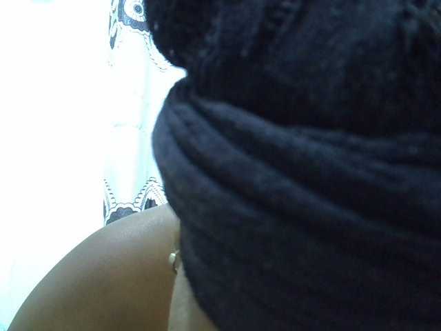 hot-mellissa live cam on BongaCams