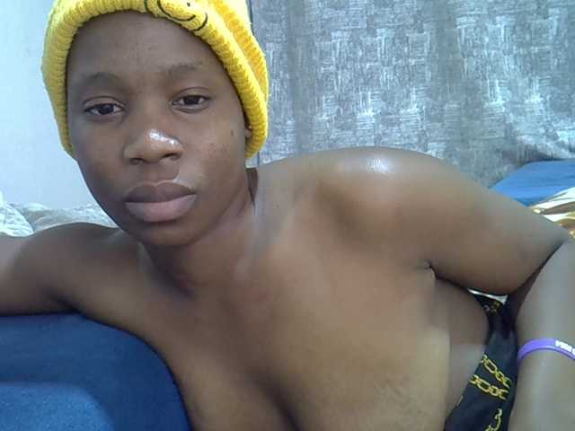 hot-mellissa live cam on BongaCams