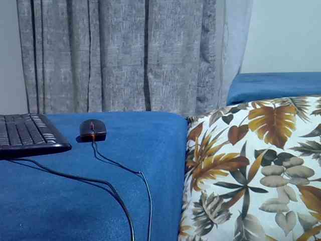 hot-mellissa webcam