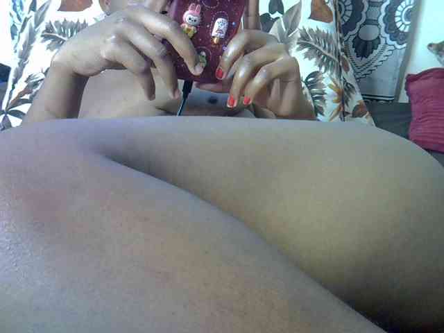 hot-mellissa webcam