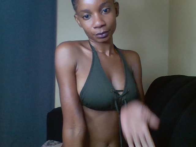 Littlekimmie live cam on BongaCams
