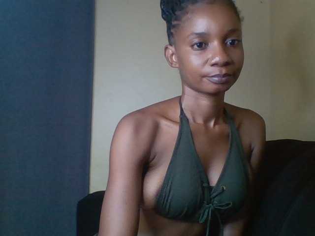 Littlekimmie live cam on BongaCams