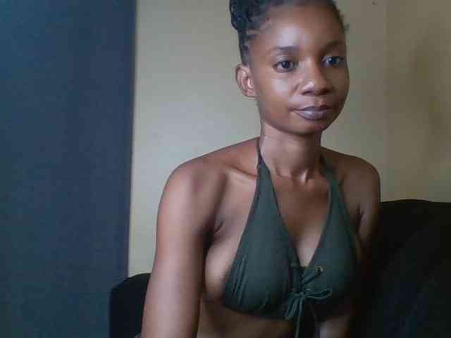 Littlekimmie webcam