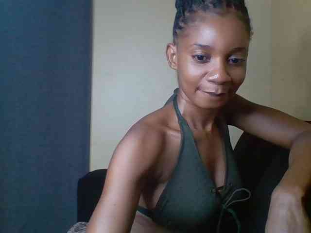 Littlekimmie webcam