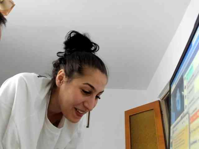 Crazzy-Coupl3 webcam