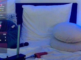 EmmaGunner Porn Show