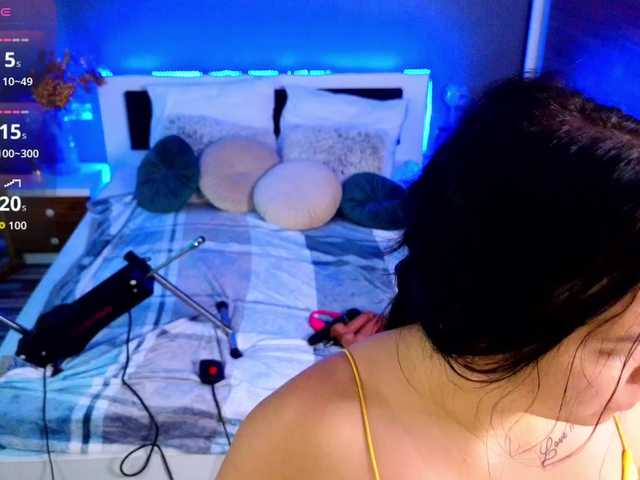 EmmaGunner live cam on BongaCams