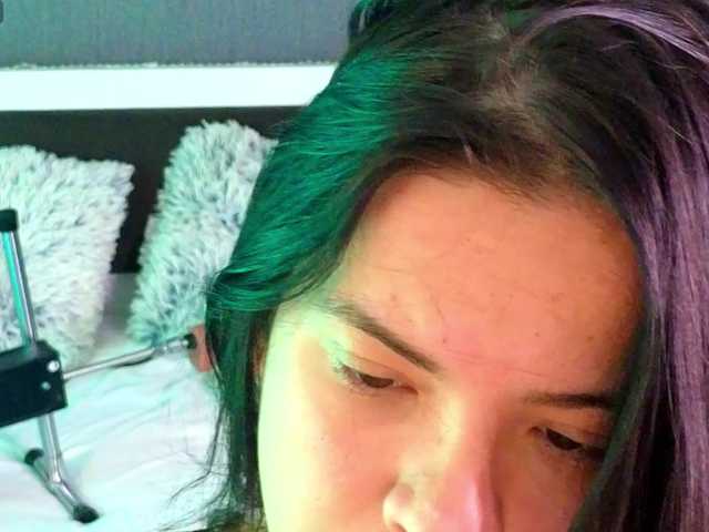 EmmaGunner live cam on BongaCams