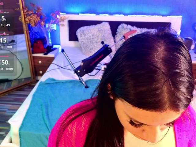 EmmaGunner live cam on BongaCams