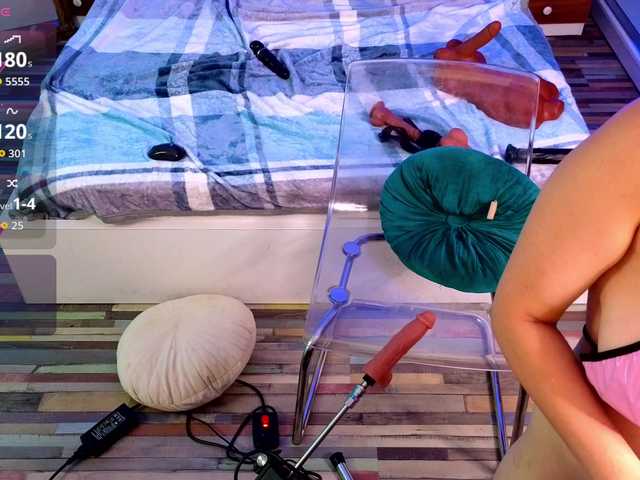 EmmaGunner live cam on BongaCams