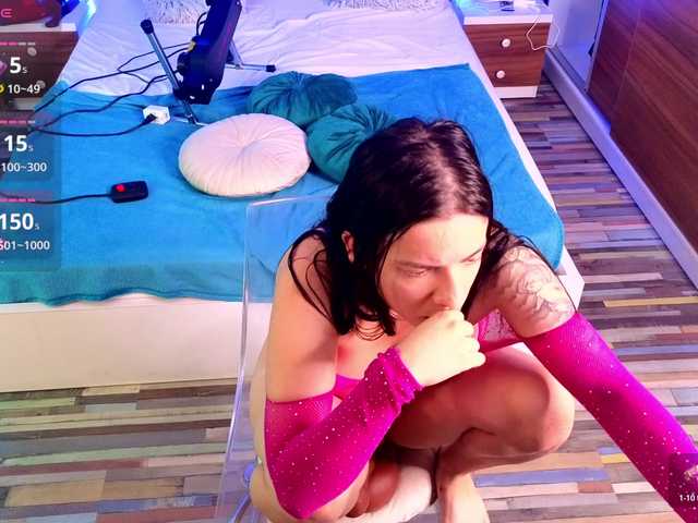 EmmaGunner live cam on BongaCams