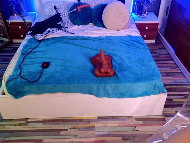 EmmaGunner live cam on BongaCams