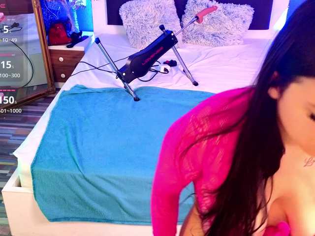 EmmaGunner live cam on BongaCams