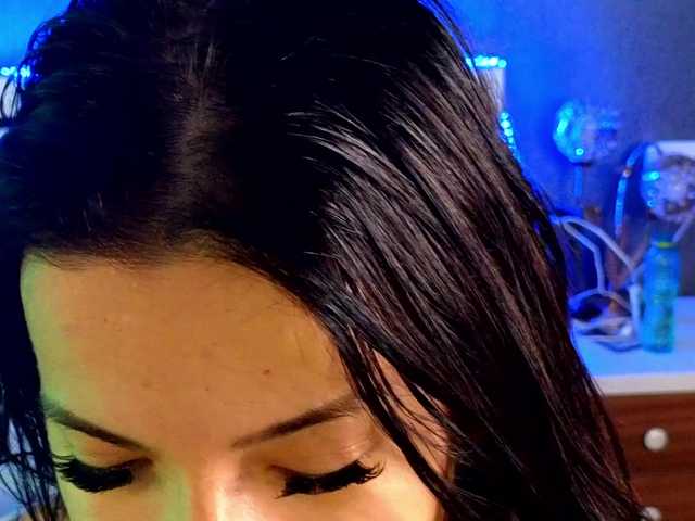 EmmaGunner live cam on BongaCams