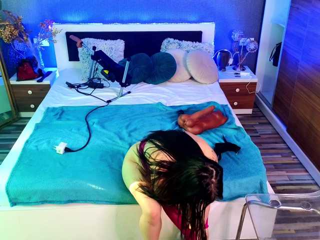 EmmaGunner live cam on BongaCams