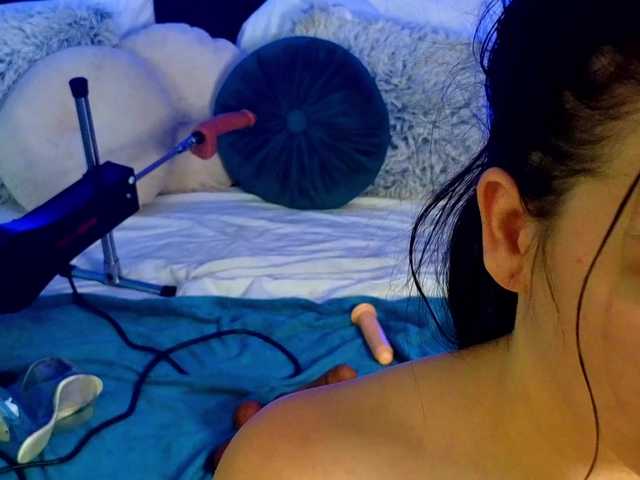 EmmaGunner live cam on BongaCams
