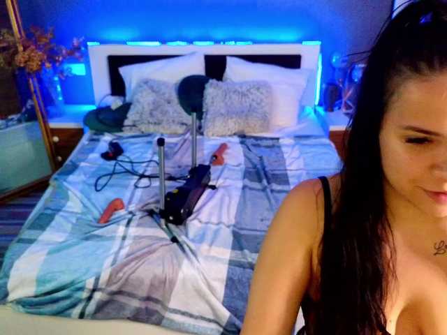 EmmaGunner live cam on BongaCams