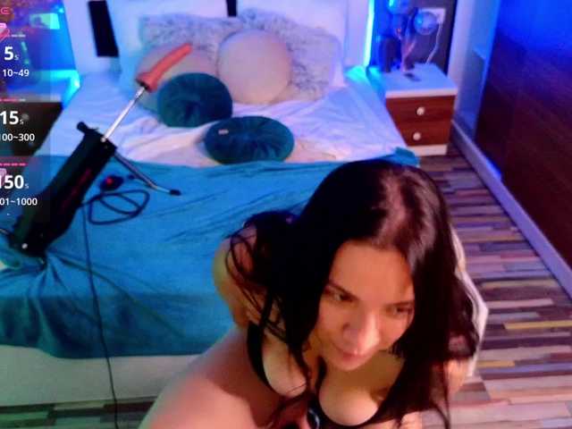 EmmaGunner live cam on BongaCams