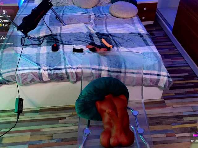 EmmaGunner live cam on BongaCams