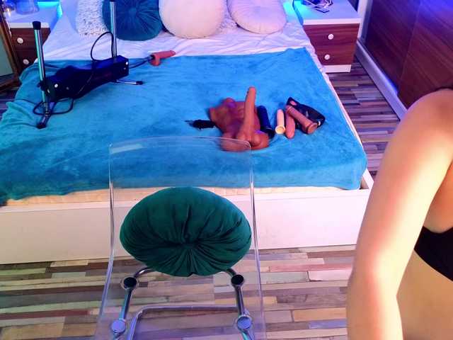 EmmaGunner live cam on BongaCams
