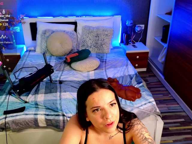 EmmaGunner live cam on BongaCams