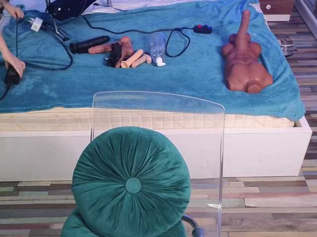 EmmaGunner live cam on BongaCams