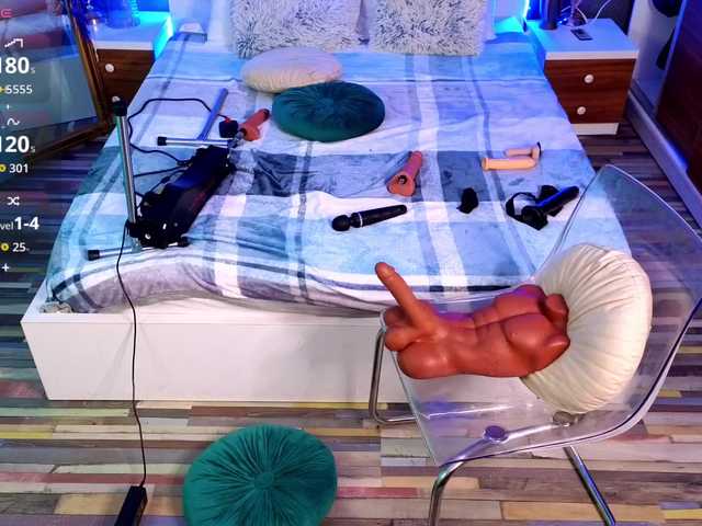 EmmaGunner live cam on BongaCams