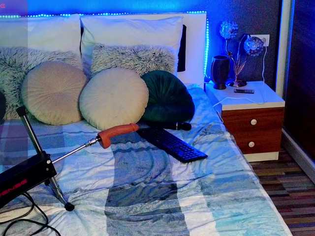 EmmaGunner live cam on BongaCams