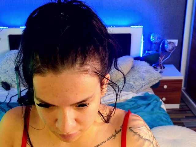 EmmaGunner live cam on BongaCams