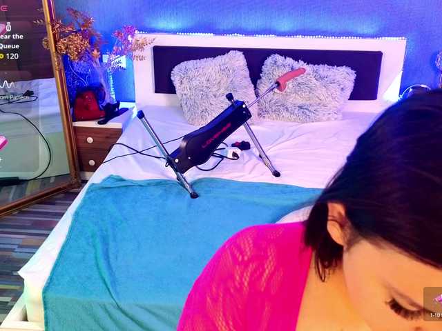 EmmaGunner live cam on BongaCams