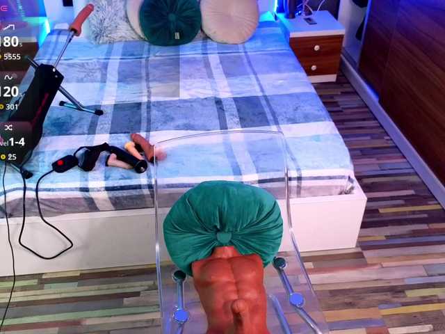 EmmaGunner live cam on BongaCams