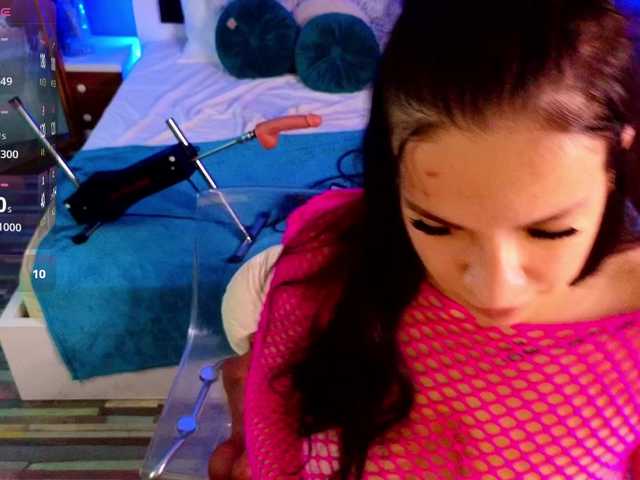 EmmaGunner live cam on BongaCams