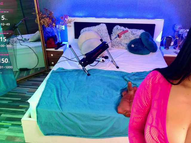 EmmaGunner live cam on BongaCams