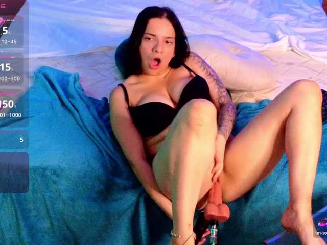 EmmaGunner live cam on BongaCams