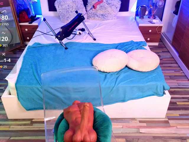 EmmaGunner live cam on BongaCams